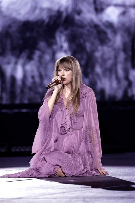 Fashion Trends Taylor Swift Is Wearing On Her Eras Tour Who What Wear UK