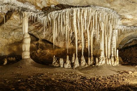 25 Breathtaking Photos Of Caves Around The World Readers Digest