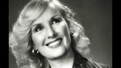 With mirtha legrand, nelly trenti, diana verón, juana viale. La historia secreta de Mirtha Legrand - YouTube