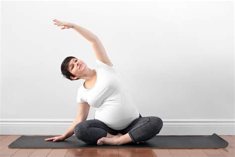 6 Yoga Poses For Your Second Trimester By Toronto Yoga Mamas