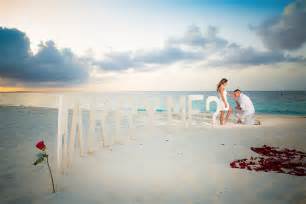 Amazing Marry Me Beach Proposal