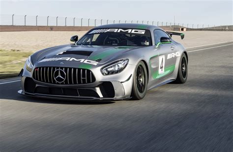 Jun 08, 2021 · nascar announced tuesday that it was reducing horsepower and reinforcing the roof area of cup series cars after joey logano's car landed on its roof in a crash at talladega back in april. Mercedes-AMG reveals GT4 race car