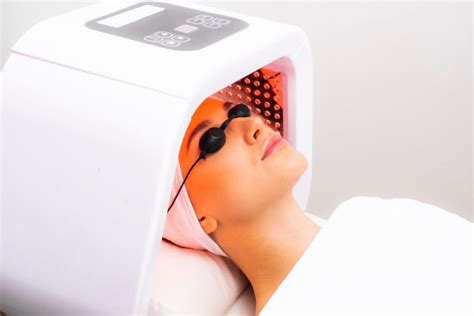 Led Light Therapy In Skincare Dermalactives