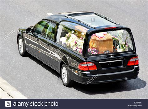 Liberty city stories and grand theft auto: Funeral Hearse (obscured Numberplate) With Coffin And ...