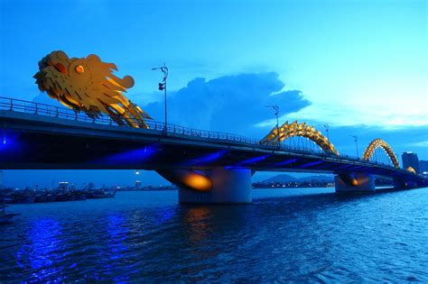 Dragon Bridge In Vietnam Revilbuildings In 2022 Da Nang Over The