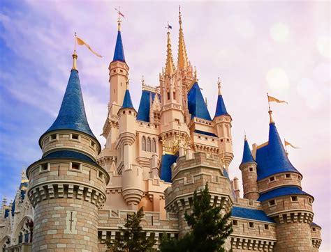 Tips For Solo Walt Disney World Travelers