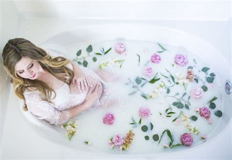My Milk Bath Maternity Pictures Tips Momma Society