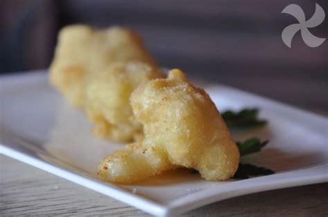 Vamos a rebozar esta verdura con cerveza y obtendremos un rebozado muy crujiente y delicioso. Coliflor rebozada | Receta | Coliflor rebozada, Coliflor ...