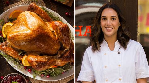 5 Common Mistakes When Cooking A Turkey On Thanksgiving Chef Leah
