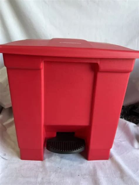 Rubbermaid Red Indoor Utility Gallon Square Step On Waste