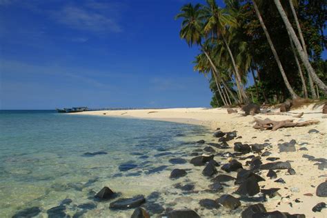 Pulau Randayan Di Singkawang