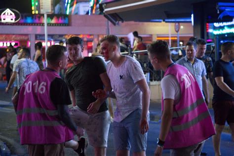 Young Brits On Holiday In Magaluf Doing Us Proud Pictures Metro News