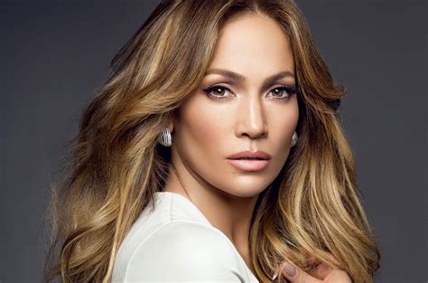 The two were brought to the continental united states during their childhoods and, eventually, met while living in new york city. Jennifer Lopez vuole venire a vivere in Italia, l'invito ...