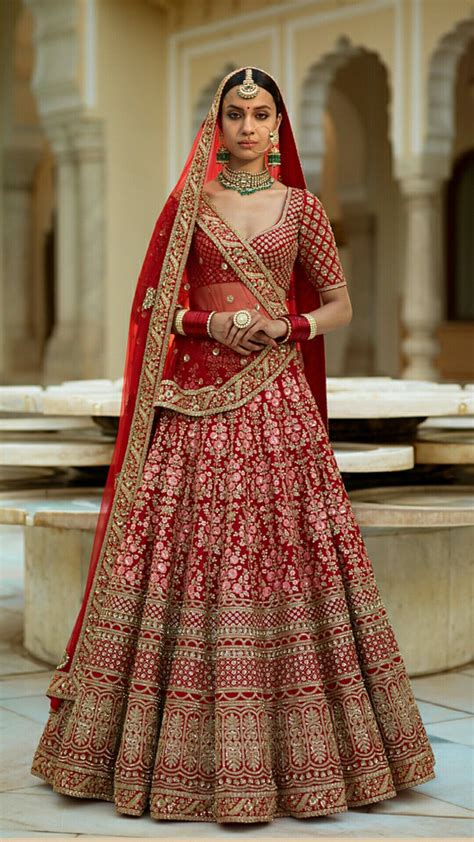 Pin By Bijal Vadher On Bridal Indian Bridal Dress Indian Bridal Outfits Indian Bridal Wear
