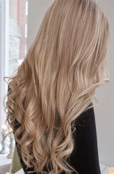 Pin By Avamay On Avamay • Champagne Blonde Hair Warm Blonde Hair