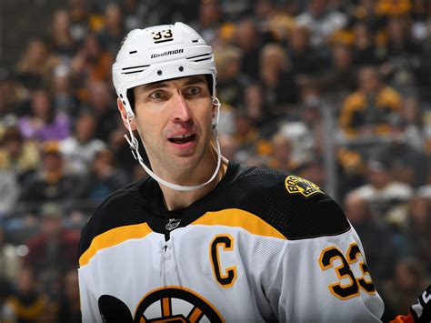 Boston Bruins Sign Zdeno Chara To One Year Extension