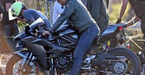 Tom Cruises Hellish Kawasaki Ninja In Top Gun This Is The Fastest