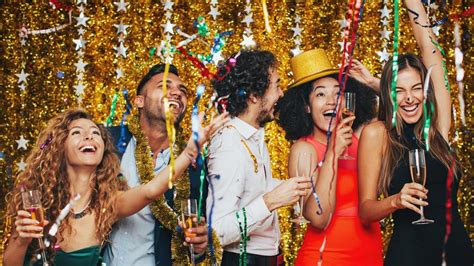 New Years Eve Party Ideas Throw The Ultimate Gathering The Courier