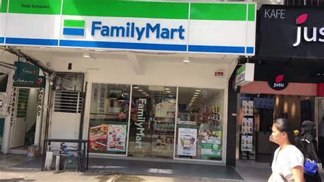 Atrašanās vietu kartē familymart bukit tinggi. Bukit Bintang Family Mart - YouTube