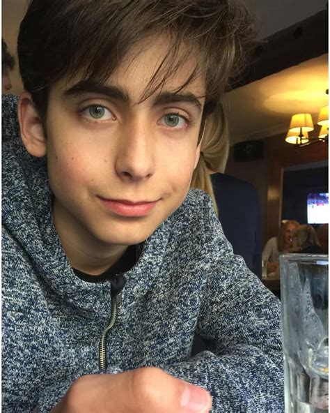 Picture Of Aidan Gallagher In General Pictures Aidan Gallagher Teen Idols You