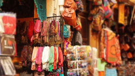 Your Guide To Shopping In Marbella Broadway Travel