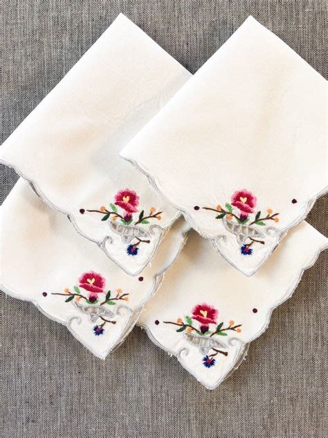 Vintage Cream Cloth Napkins Embroidered Napkin Set Cotton Napkins