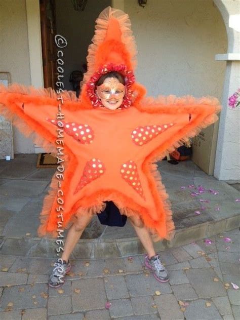 Awesome Diy Sea Star Costumes For Two Girls In 2019 Starfish Costume