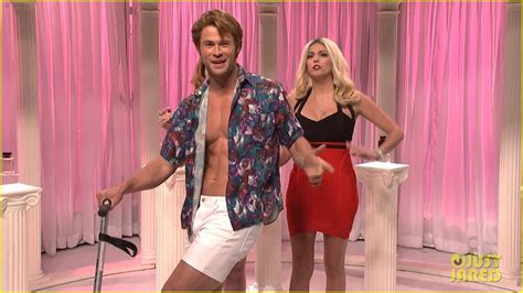 Photo Chris Hemsworth Goes Shirtless For Snls Porn Stars Sketch 15