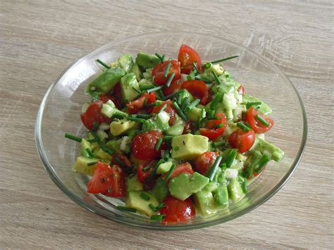 Leckerer Tomaten - Avocado - Salat von Gerald B