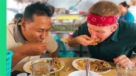 What are the most typical and traditional malaysian dishes? Local Malaysian Feast! - Asking Malay Taxi Drivers Where ...