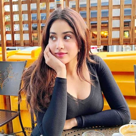 janhvi kapoor flaunts her little black dress and her various moods from her la diaries see pics