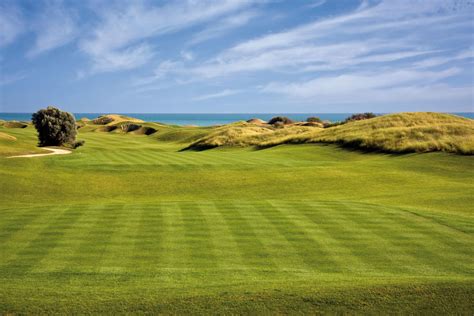 Pretty Cool Links Golf Courselooks Like It Is In Scotland Ireland