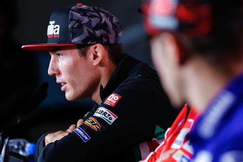 En paraules del pilot aprilia, una destrossa de 200.000 euros: Aleix Espargaro to miss Malaysian GP | MotoGP™