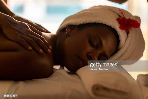 Massage Black Woman Photos And Premium High Res Pictures Getty Images