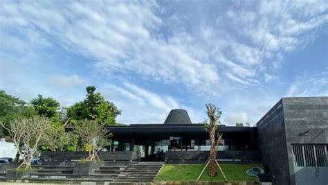 Starbucks Di Magelang Terinspirasi Candi Borobudur Wahana News Jateng