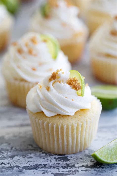 Key Lime Cupcakes With Key Lime Pie Filling Taste And Tell