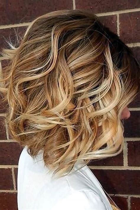 Caramel blonde hair color is unique and stylish balance of blonde and brown that complements a variety of skin tones. 50 Hair Color Highlights and Lowlights For Brunettes ...