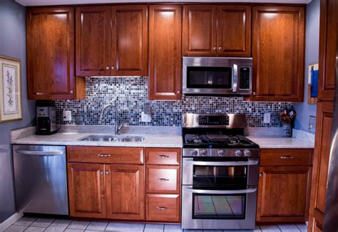 City kitchen cabinet refinishing before and after resurfacing. Cabinet Resurfacing Before and After Columbus, OH ...