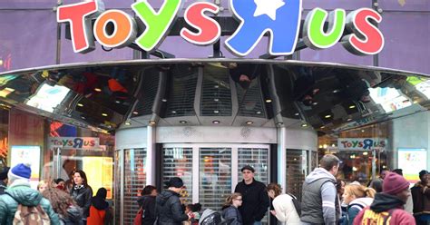 Toys R Us Coming Back To Times Square For A Bit