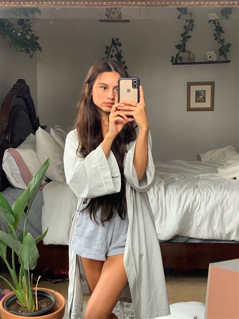 Mirror Selfie Cute Selfie Ideas Mirror Selfie Soft Girl Aesthetic