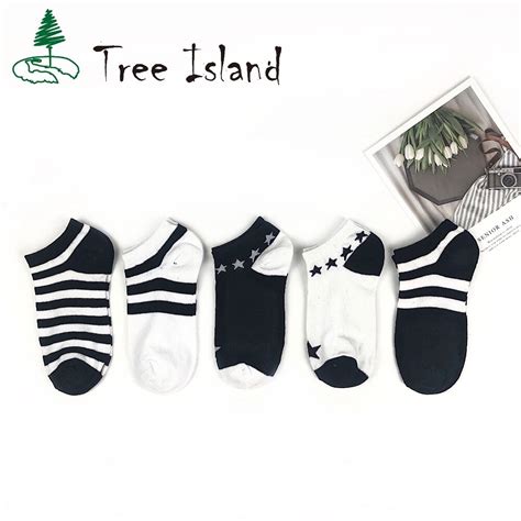 New Spring Summer White And Black Casual Women Socks Funny Solid