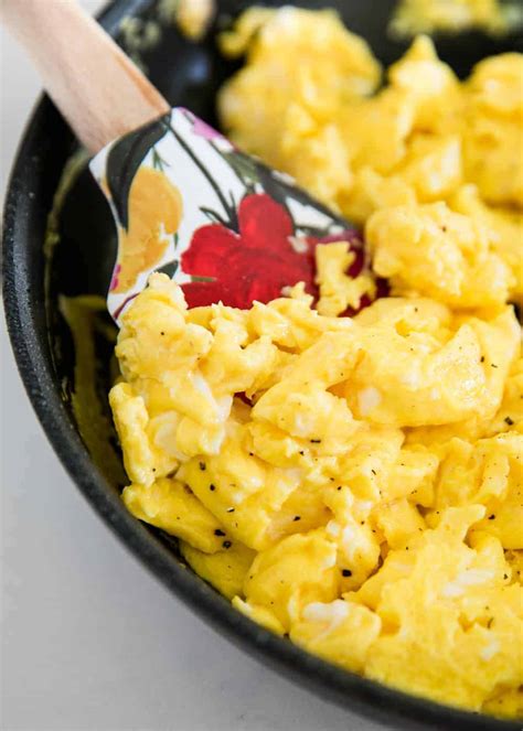 How To Make The Perfect Scrambled Eggs I Heart Naptime