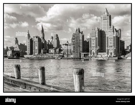 1930s Manhattan Skyline Cut Out Stock Images And Pictures Alamy