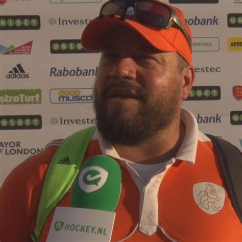 (interview) max caldas en argentinie max caldas, how to pass the ball with the reverse? Max Caldas na afloop openingsduel met Spanje