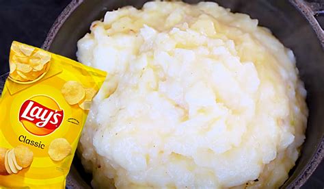 3 Ingredient Mashed Potato Chips Recipe