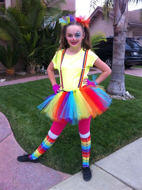 Pin By Tricia Foote On Halloween Cute Clown Costume Clown Costume