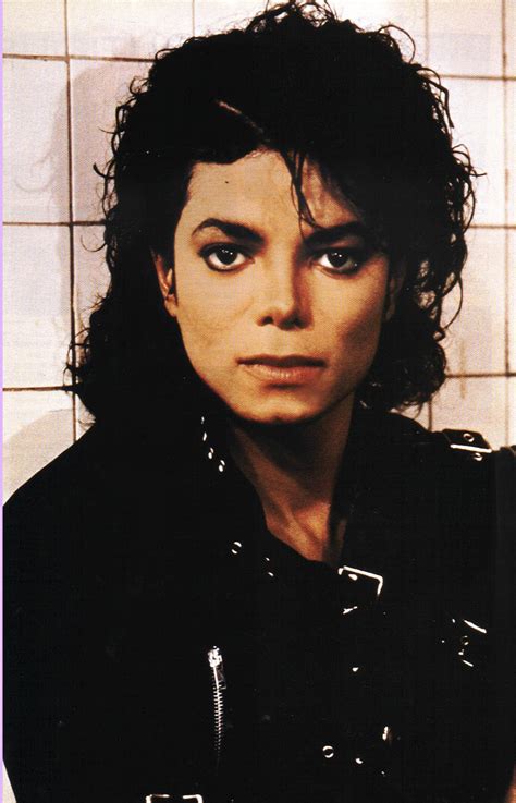 Michael jackson — beat it 04:18. Bad: MJ Behind The Scenes - Michael Jackson Photo (7566528 ...