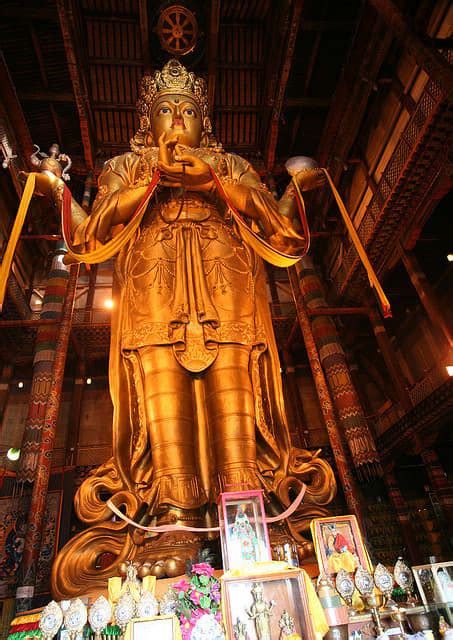 10 Magnificent Statues Of Buddha In The World Hubpages