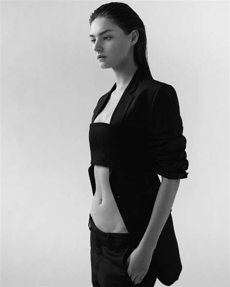 Vika Levina Photoshoot Model Instagram