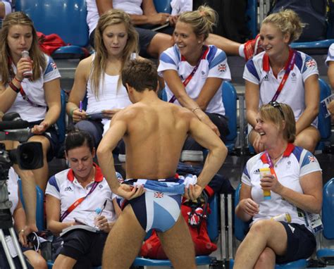 We get on really well, whether we're. Tom Daley Photos Photos - David Beckham and Sons at the ...